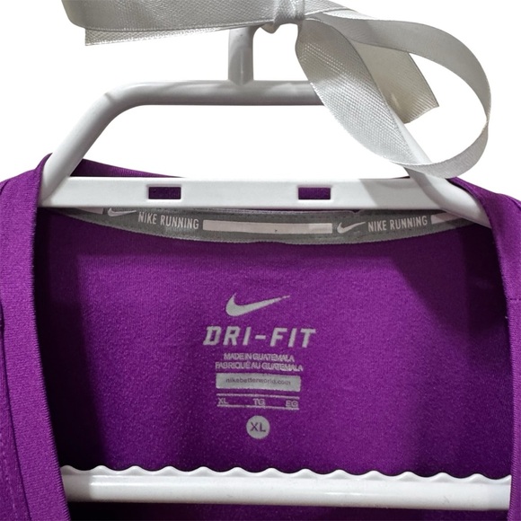 Nike Dri-FIT Running T-Shirt Purple Size XL Athletic Training Gym Activewear Top - Picture 4 of 5